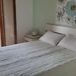 Holiday home Surf & Chill 69, Quiet Oasis With Community Swimmingpool *