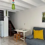 Surf & Chill 69, Quiet Oasis With Community Swimmingpool Holiday home Parque Holandes