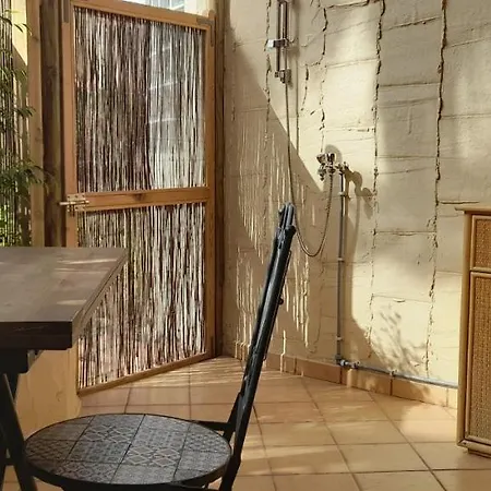 Surf & Chill 69, Quiet Oasis With Community Swimmingpool Ferienhaus