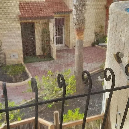 Surf & Chill 69, Quiet Oasis With Community Swimmingpool * Parque Holandes