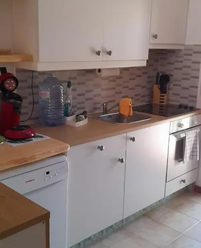 Surf & Chill 69, Quiet Oasis With Community Swimmingpool Ferienhaus