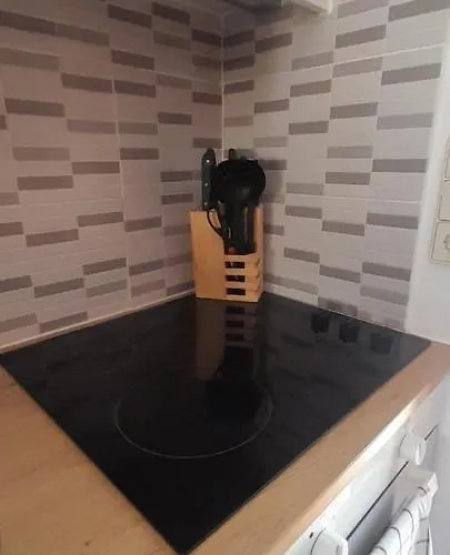 Surf & Chill 69, Quiet Oasis With Community Swimmingpool *