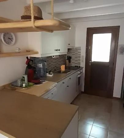 Сasa de vacaciones Surf & Chill 69, Quiet Oasis With Community Swimmingpool