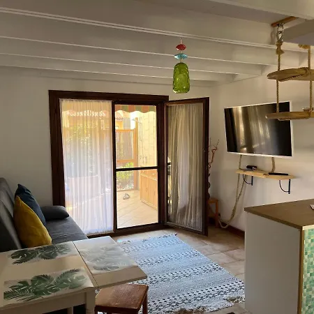 Сasa de vacaciones Surf & Chill 69, Quiet Oasis With Community Swimmingpool Parque Holandes