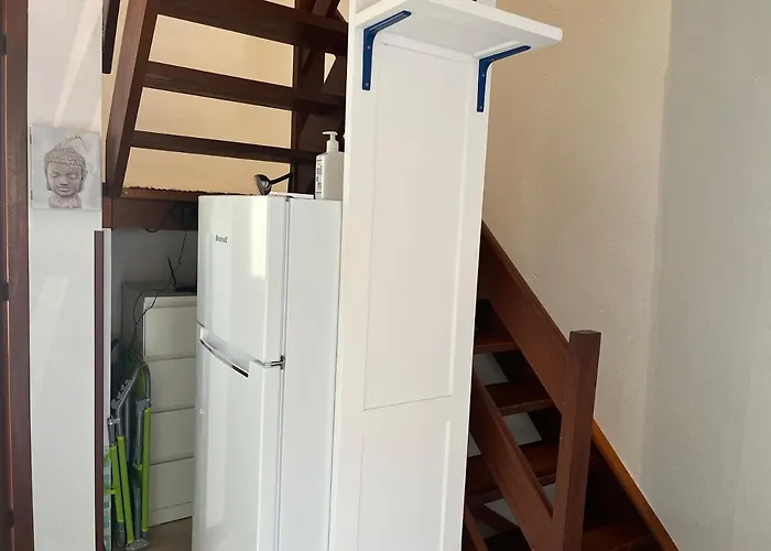 Surf & Chill 69, Quiet Oasis With Community Swimmingpool